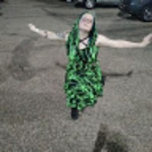 Meet your Posher, Emma